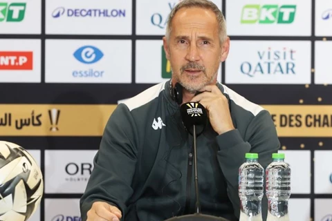 مدرب موناكو يتطلع لحصد لقب كأس السوبر الفرنسي ويبدي إعجابه بالبنية التحتية لقطر